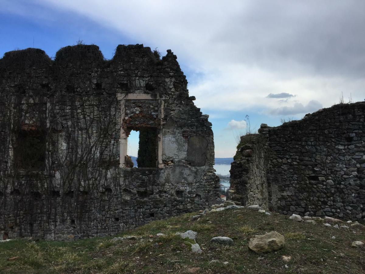 Casa Corte Alla Rocca Arona Eksteriør bilde
